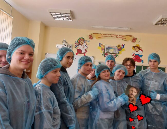 “Пузата хата”