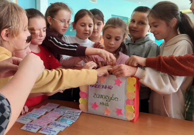 День демократії в 5-Б!