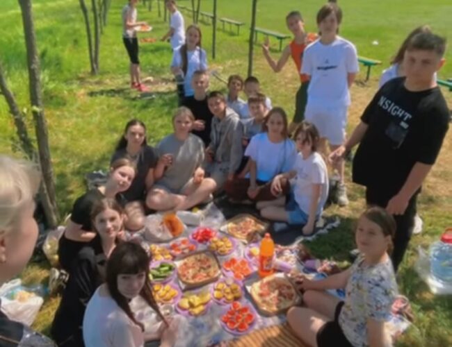 Теплий пікнік на лоні природи!